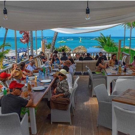 Los Corales Villas And Suites - Beach Club, Spa, Restaurants ปุนตากานา ภายนอก รูปภาพ