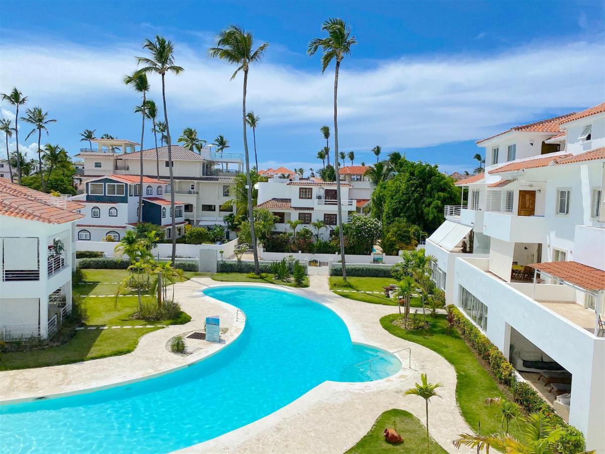 Los Corales Villas And Suites - Beach Club, Spa, Restaurants ปุนตากานา ภายนอก รูปภาพ