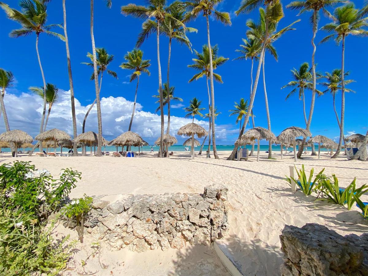 Los Corales Villas And Suites - Beach Club, Spa, Restaurants ปุนตากานา ภายนอก รูปภาพ