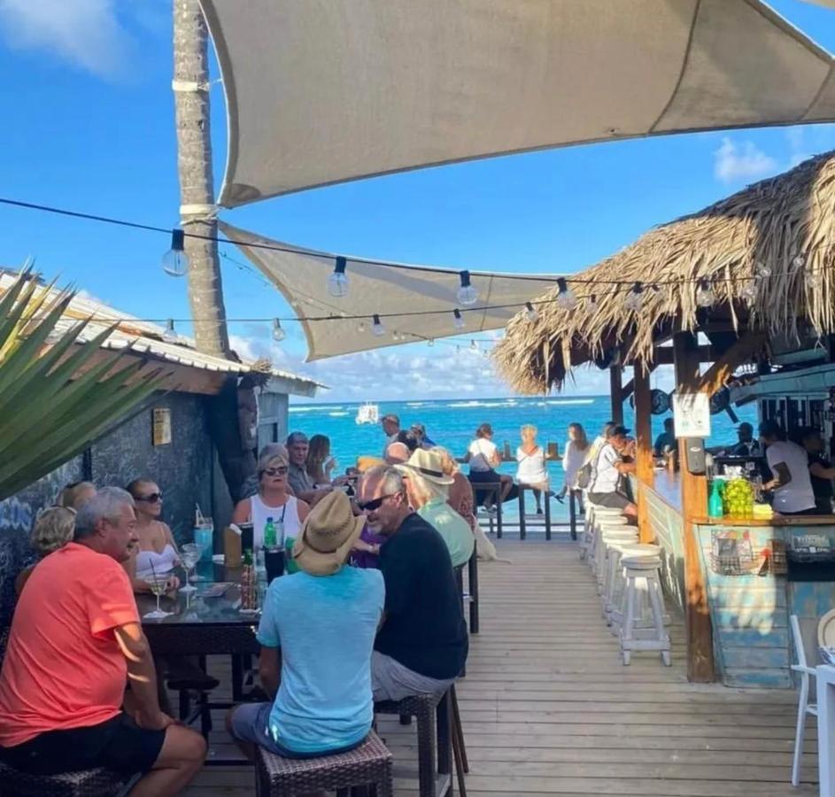 Los Corales Villas And Suites - Beach Club, Spa, Restaurants ปุนตากานา ภายนอก รูปภาพ