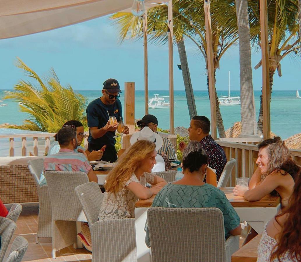 Los Corales Villas And Suites - Beach Club, Spa, Restaurants ปุนตากานา ภายนอก รูปภาพ