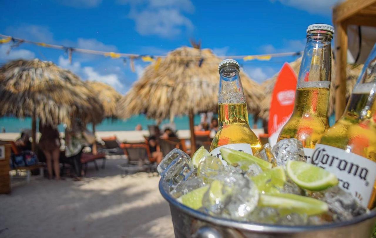 Los Corales Villas And Suites - Beach Club, Spa, Restaurants ปุนตากานา ภายนอก รูปภาพ